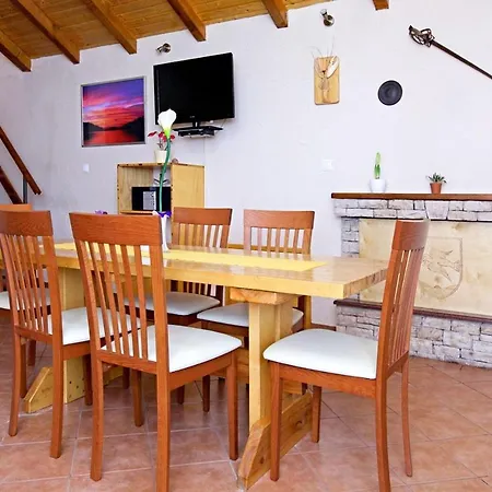 Mariela In Korcula, Heated Pool *